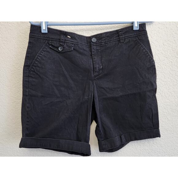 Dockers Black Mid Rise Curvy Flat Front Shorts 8P Lightweight Stretch Soft - Picture 1 of 3